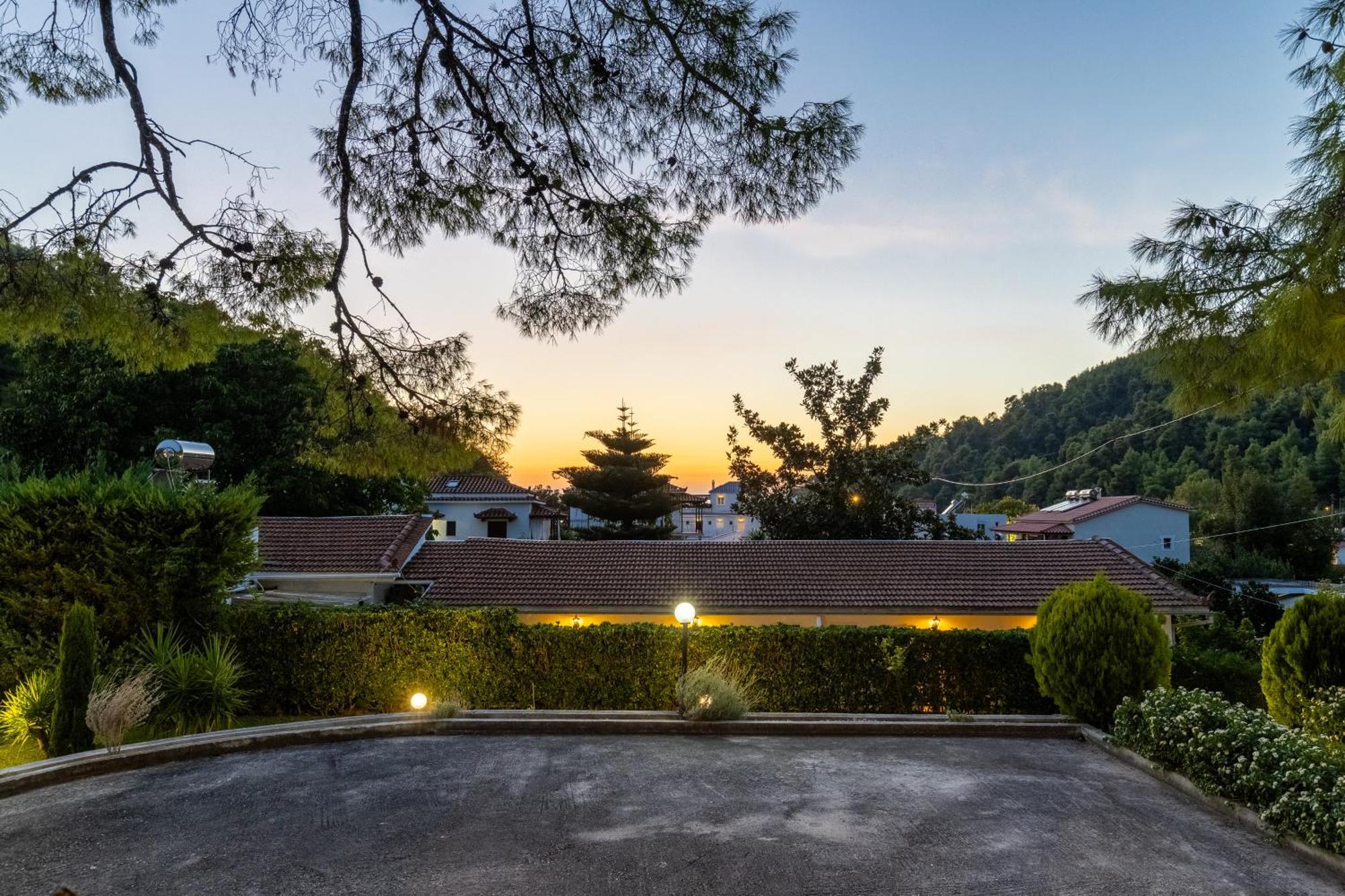 Skopelos Country House Diamantis & Chrisi Αγνώντας Εξωτερικό φωτογραφία