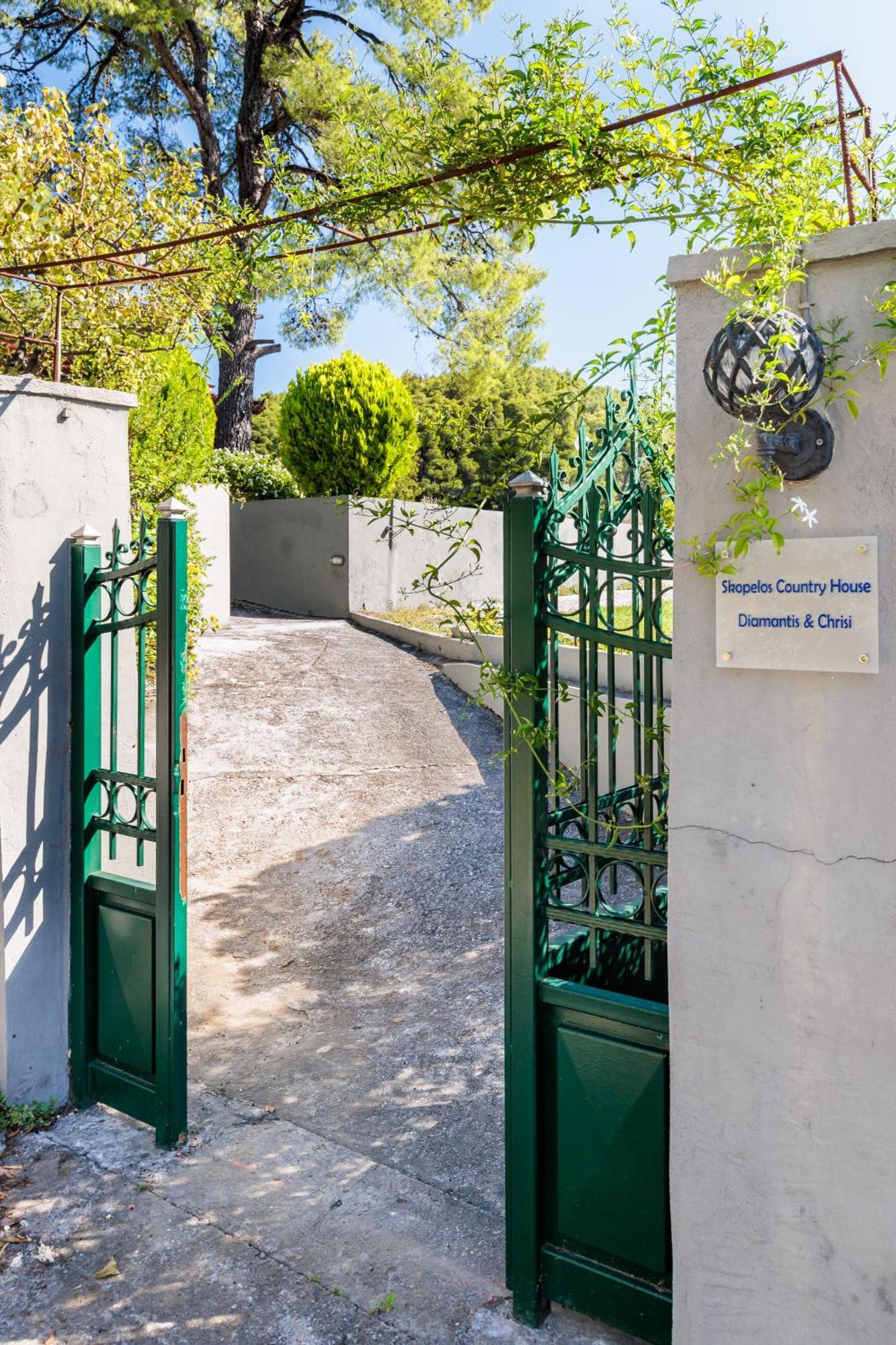 Skopelos Country House Diamantis & Chrisi Αγνώντας Εξωτερικό φωτογραφία